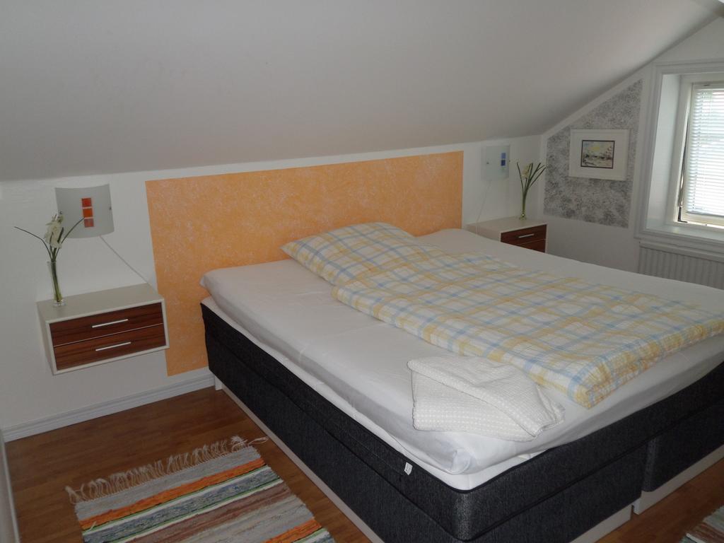 Skogis Bed & Breakfast Katrineholm Exterior foto
